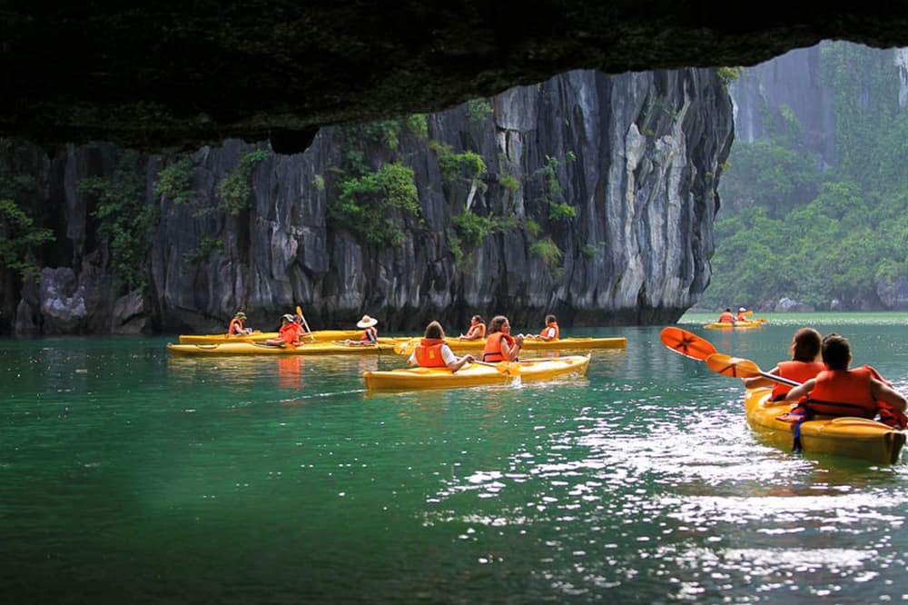 Chèo thuyền Kayak Hang Luồn