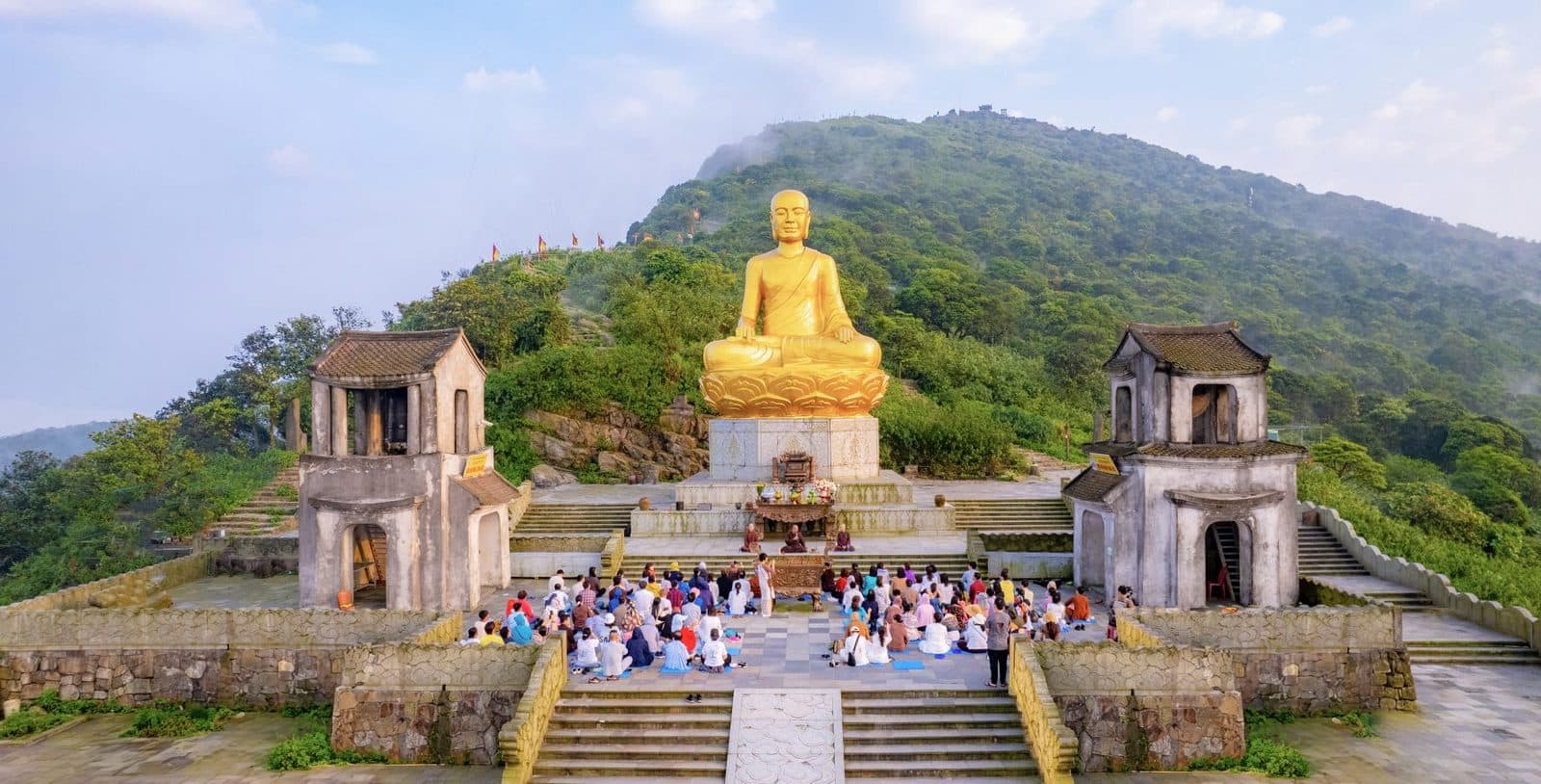 Quảng trường Phật Hoàng Trần Nhân Tông