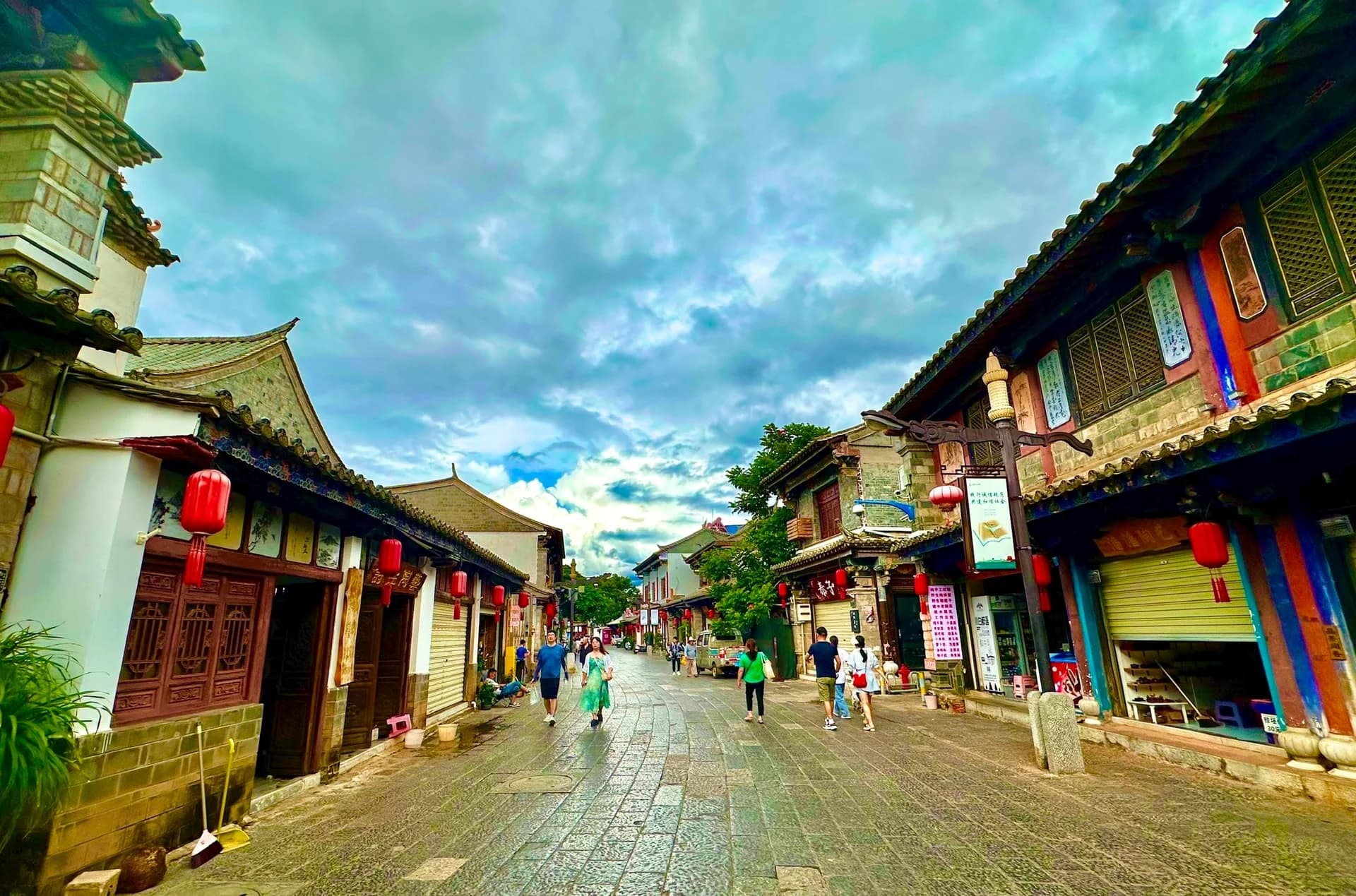 pho-co-kien-thuy.webp