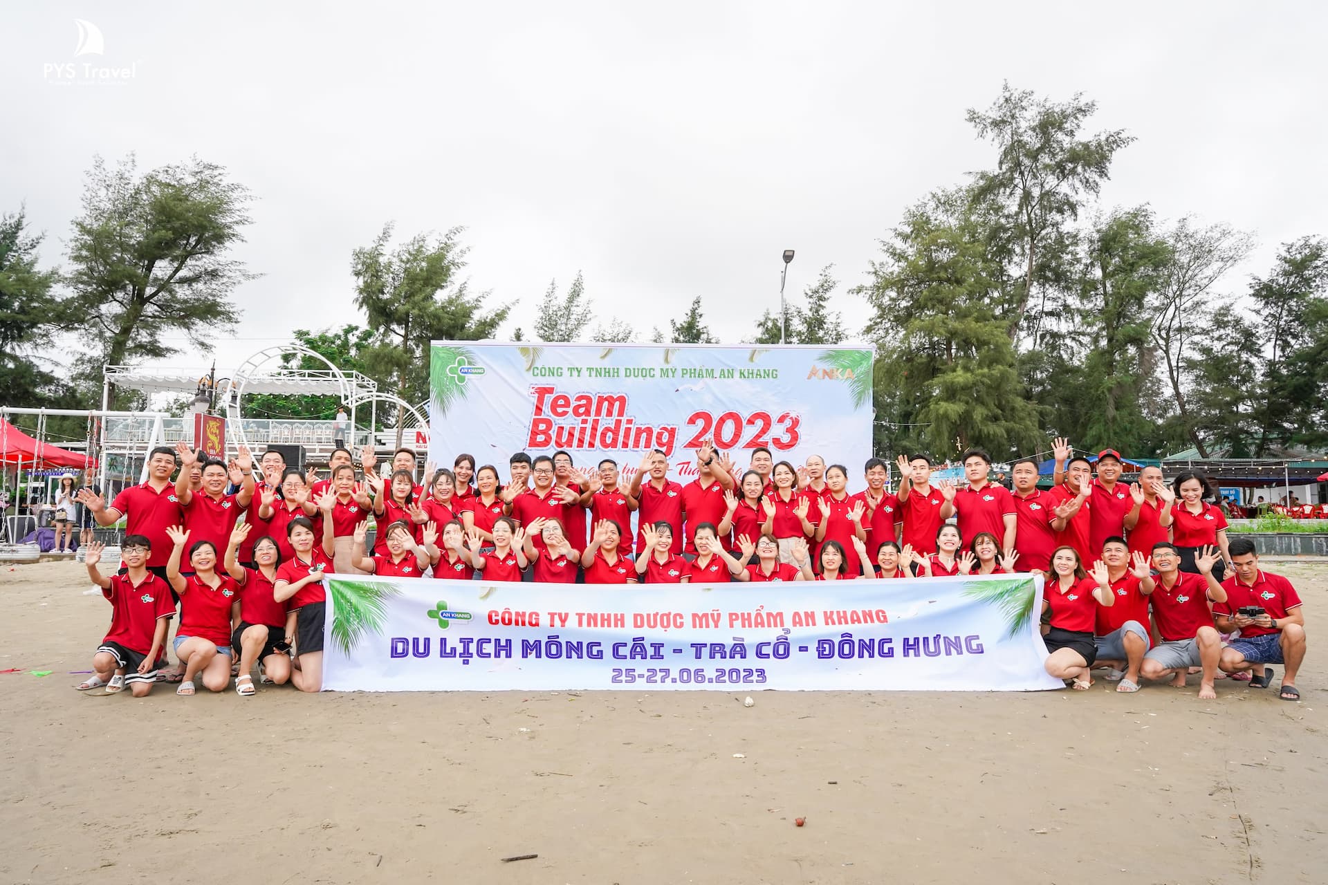 Teambuilding trên biển Trà Cổ