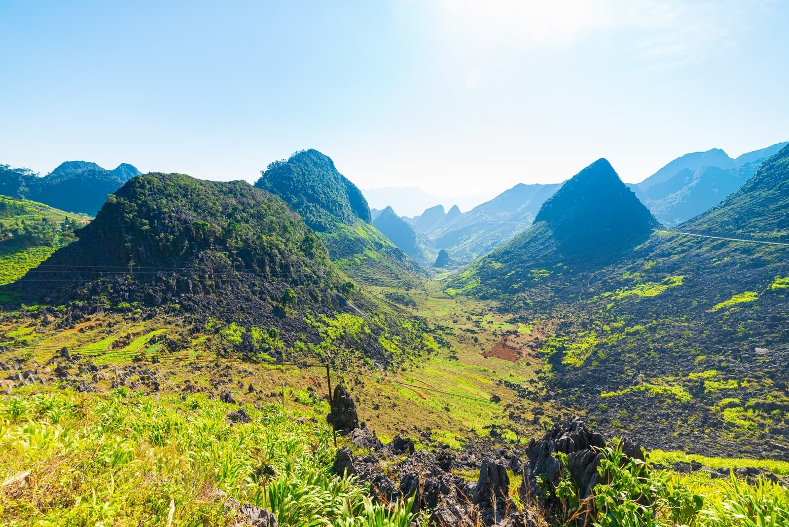 Sự hùng vĩ của Cao nguyên đá Đồng Văn