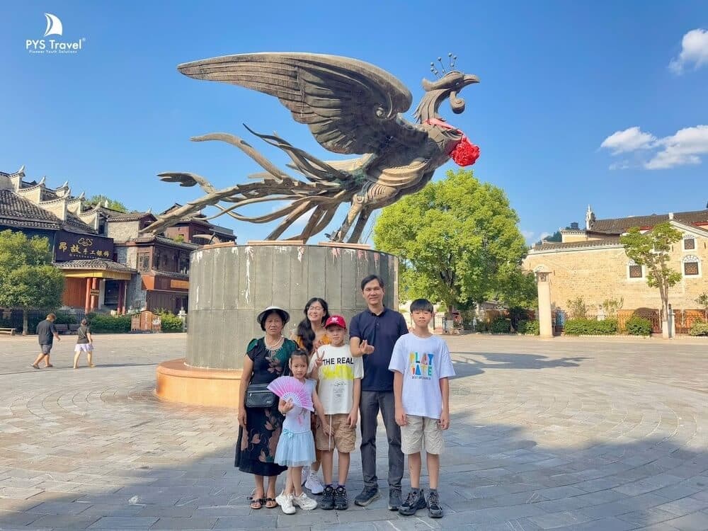 quảng trường phượng hoàng