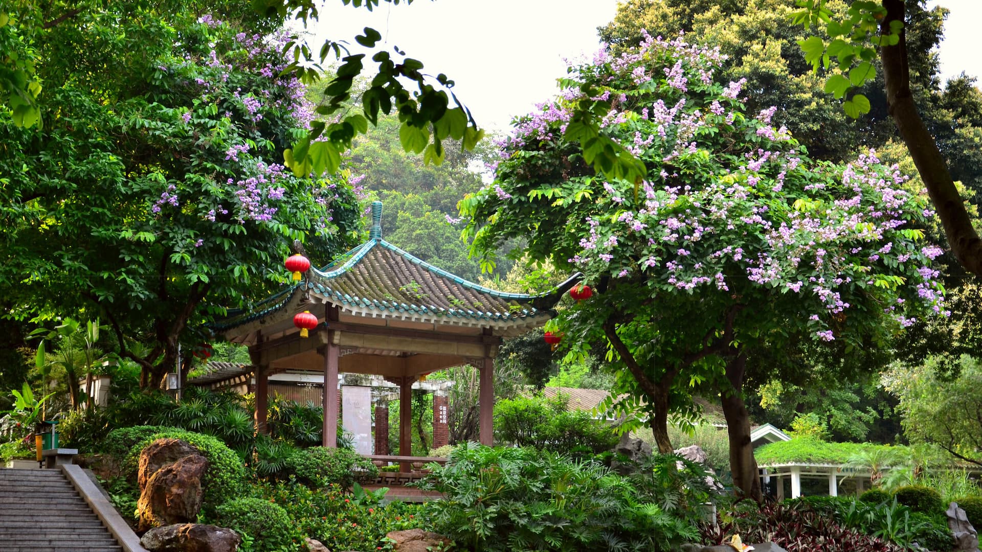 cong-vien-viet-tu.jpg