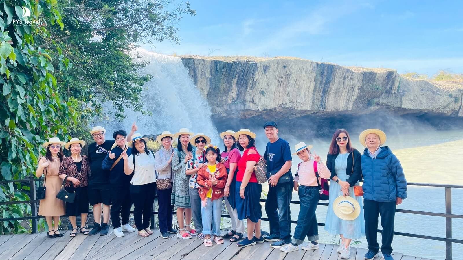 Đoàn khách PYS Travel tại Buôn Ma Thuột
