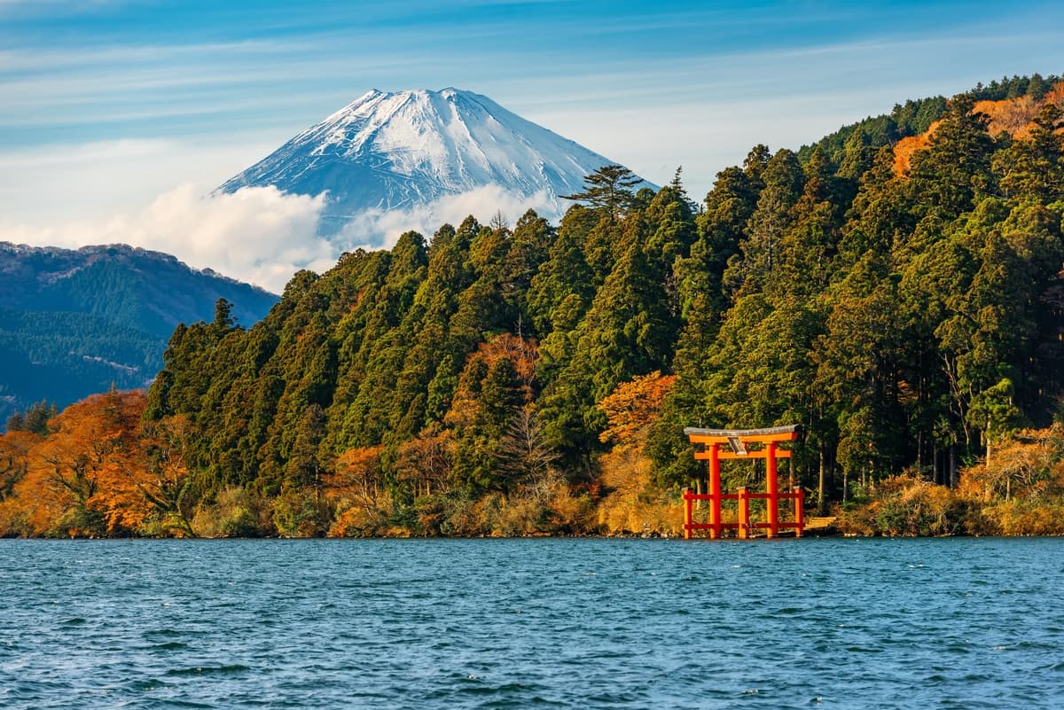 hồ Ashi ở Hakone.jpg