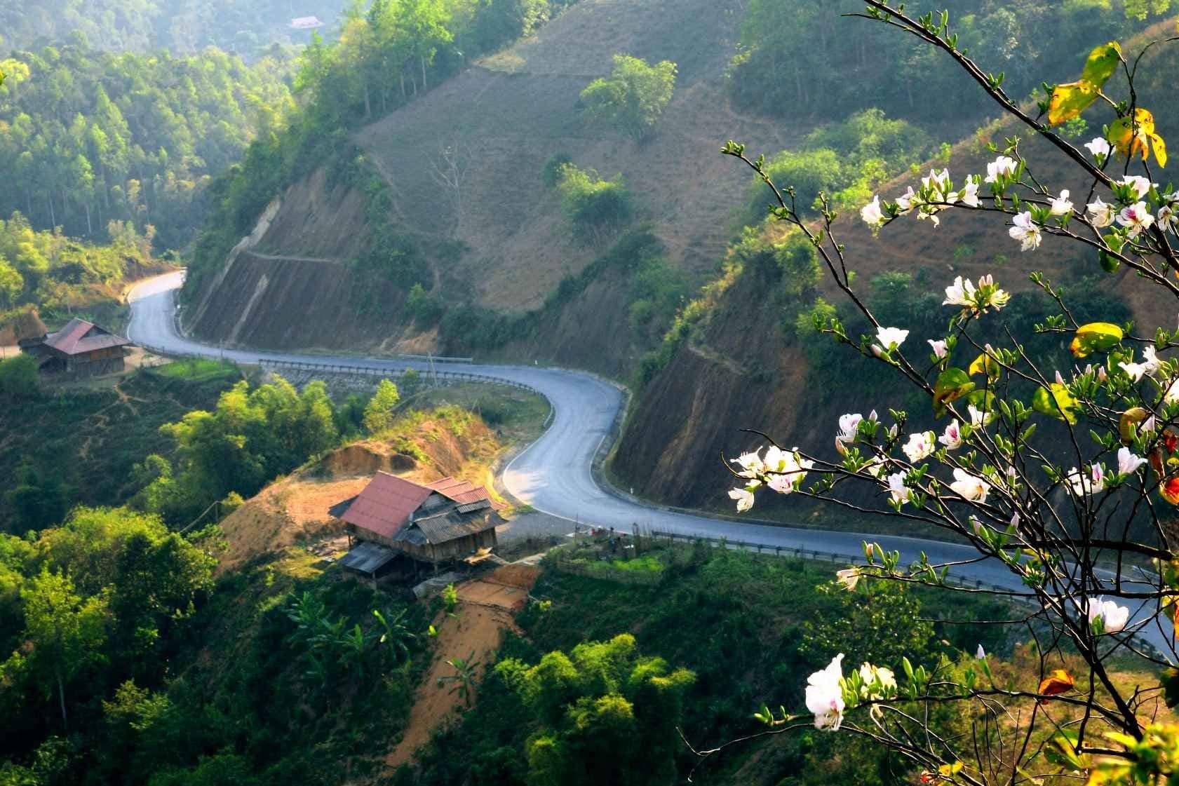 Điện Biên tháng 3, tháng 4 - không chỉ là mùa hoa ban