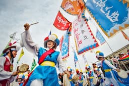 Lễ hội mùa xuân Hàn Quốc - Hòa cùng “khúc hát” của mùa xuân xứ sở kim chi