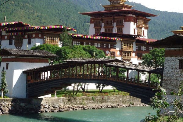 Những điểm đến nổi tiếng đầy thú vị tại Bhutan