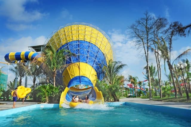 Tour Hà Nội - Thiên Cầm 3 ngày 2 đêm: Trải nghiệm mùa hè rực rỡ tại Vinpearl Water Park