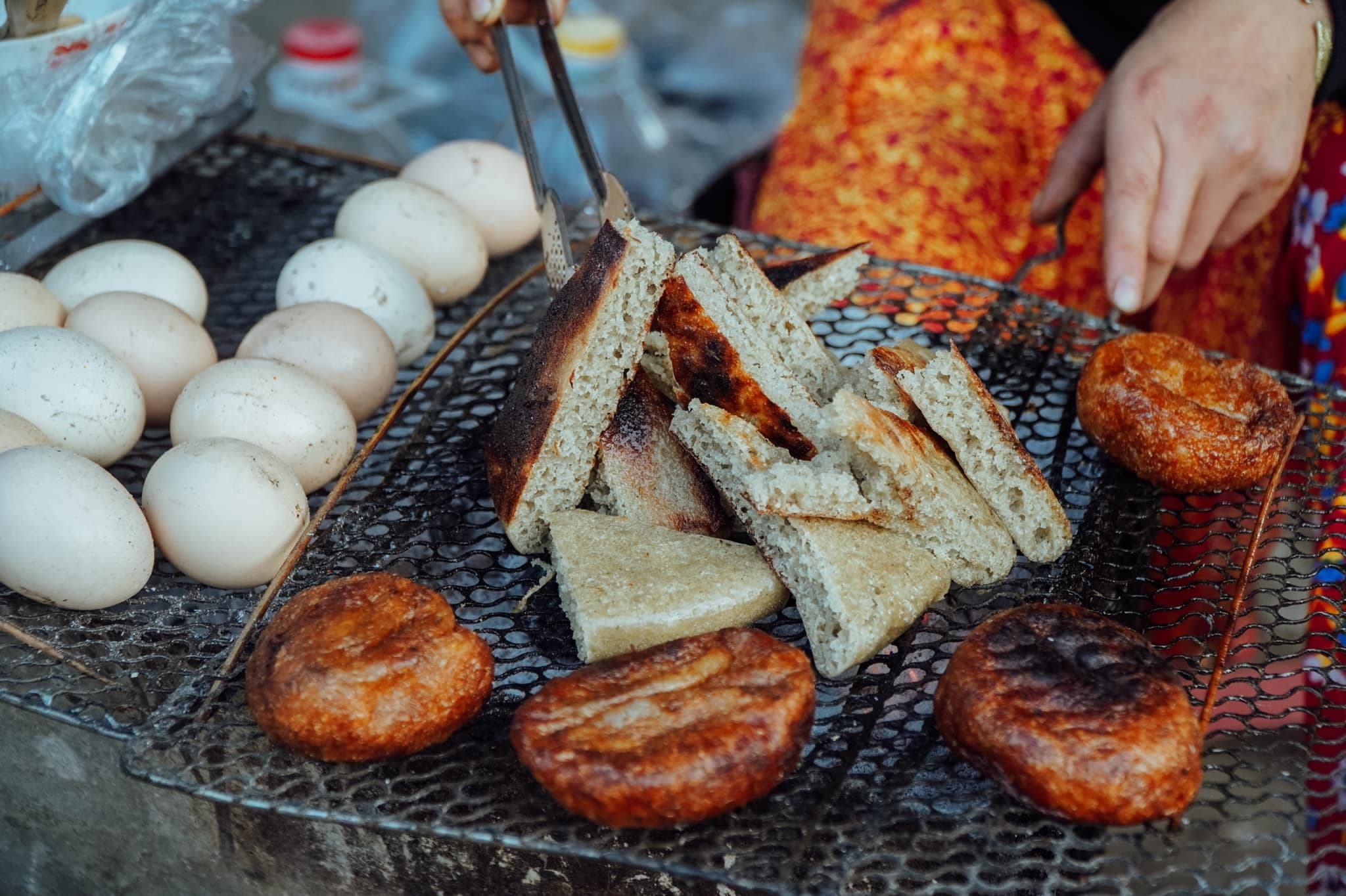 Bánh tam giác mạch Hà Giang - thứ bánh mang hương vị núi rừng nhất định bạn phải nếm thử