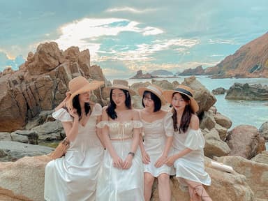 16 bãi biển vạn người mê dịp nghỉ lễ 30/4 năm nay. Đừng bỏ lỡ!