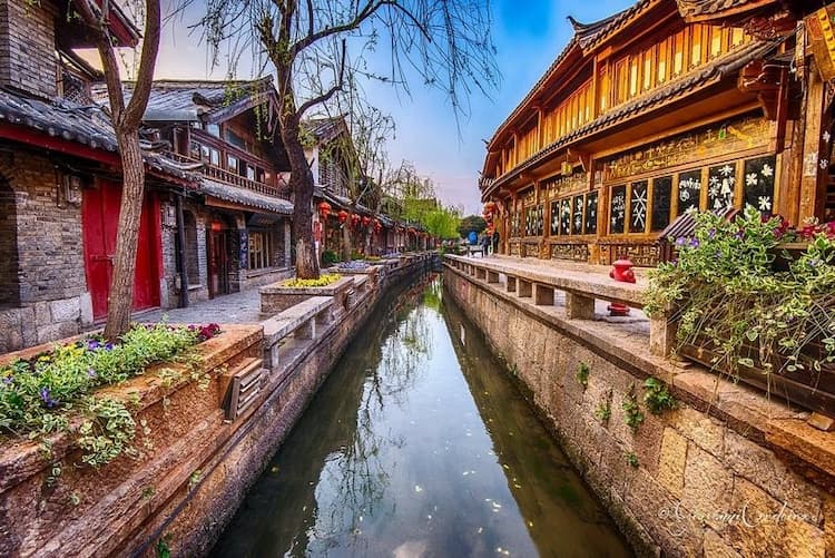 Tour Trung Quốc: Cát Bi - Đại Lý - Lệ Giang - Shangrila 5 ngày 4 đêm từ Hà Nội - Bay Lucky Air