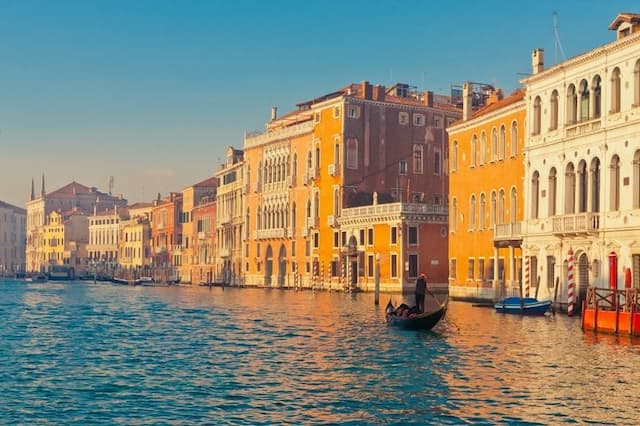 Những thông tin trước khi đi du lịch venice tại Ý