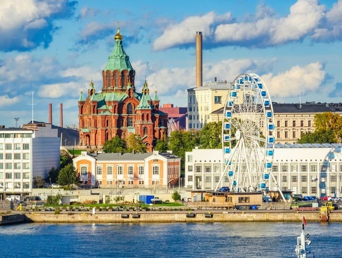 Săn vé máy bay đi Helsinki để ngắm thành phố của những pháo đài