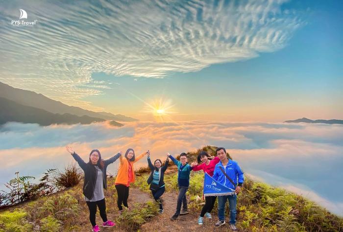 Tour Tết Dương Lịch 2027 - Săn mây Tà Xùa 4 ngày 3 đêm từ TP.HCM