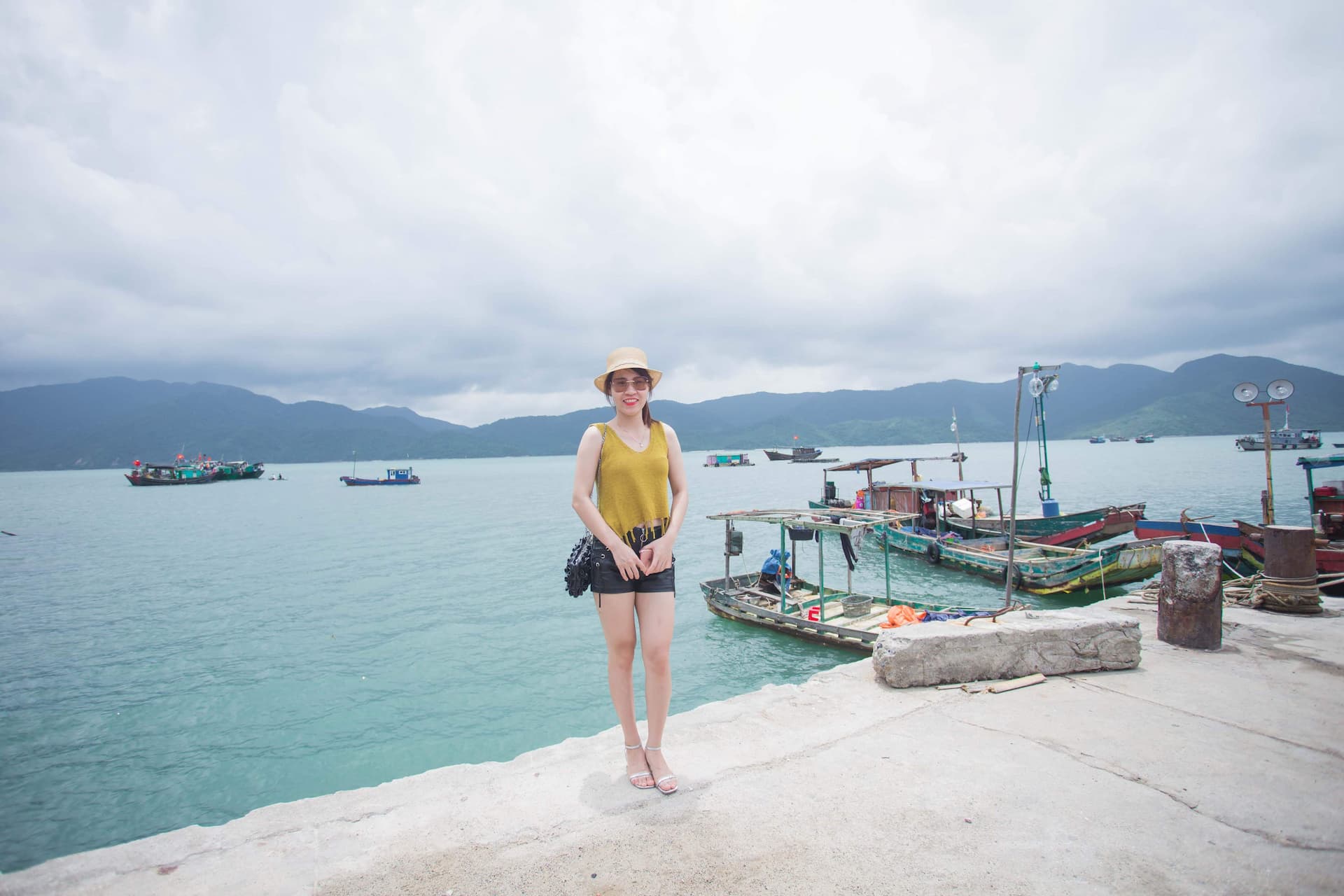 tour Quan Lạn 2N1Đ teambuilding