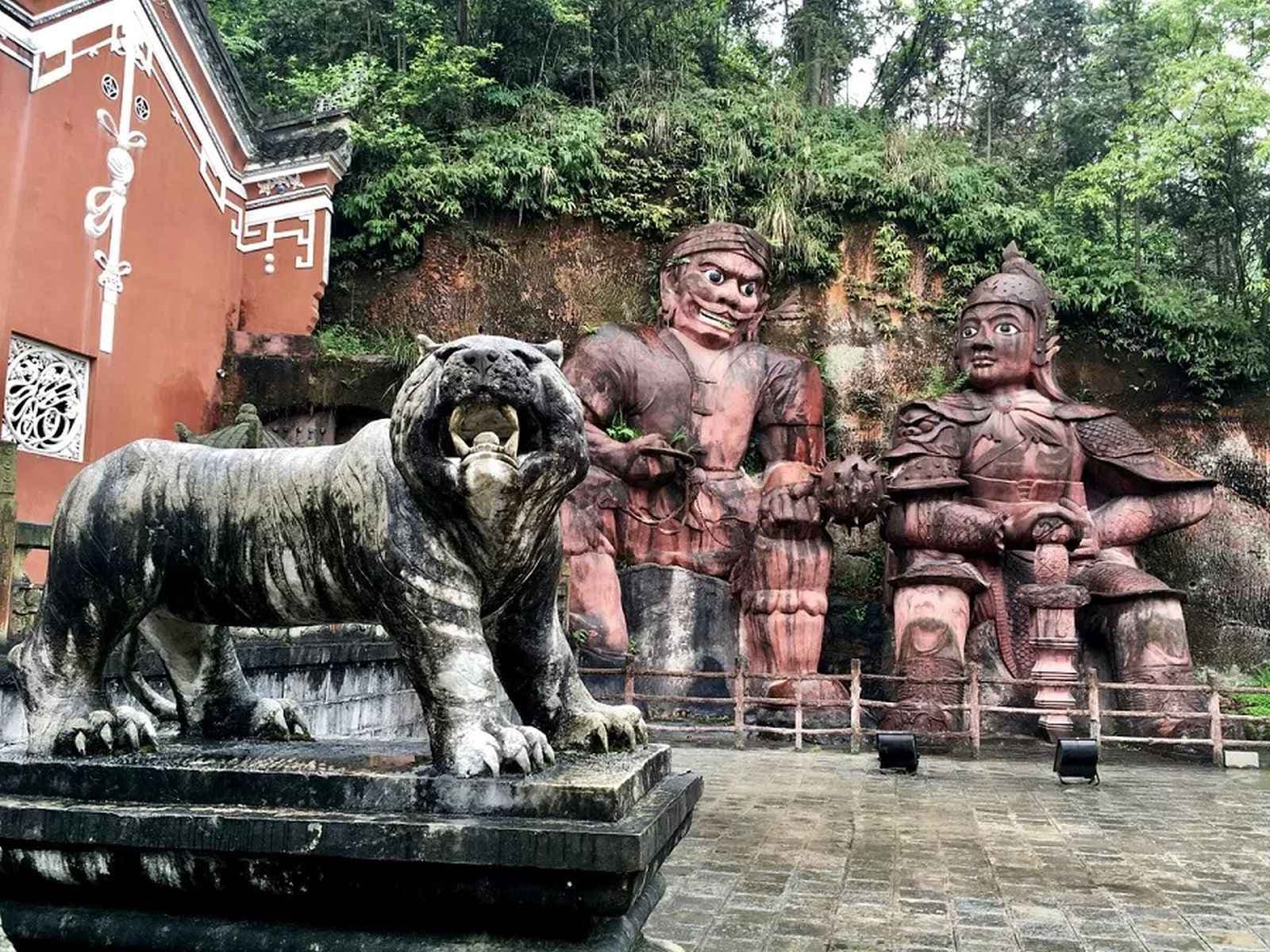 Ân Thi Thổ Ty Thành