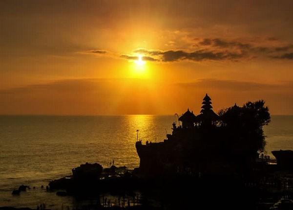 denUluwatu03.jpg