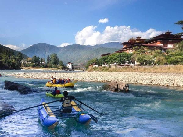 tophungdiadiemnoitiengtaibhutan05.jpg