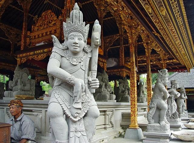 anh 5 tirta empul 5.jpg