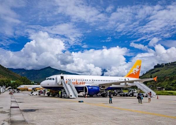 may-bay-druk-air-bhutan.jpg