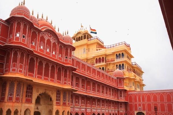 anh 6 chandra mahal 6.jpg