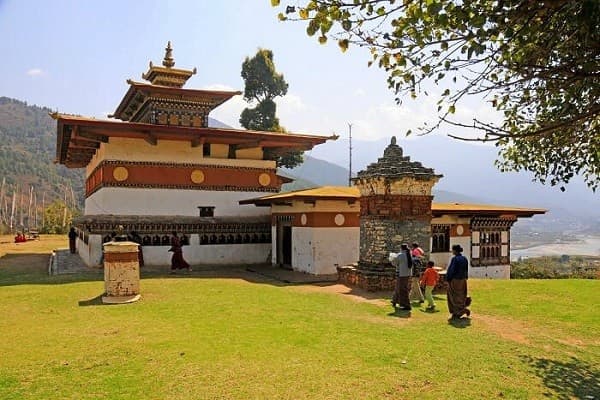 van-hoa-tuong-tho-hinh-duong-vat-bhutan4.jpg