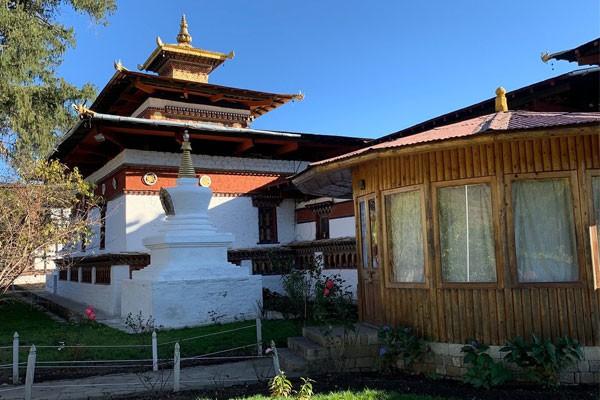 KyichuLhakhangngoichuaconhatbhutan03.jpg