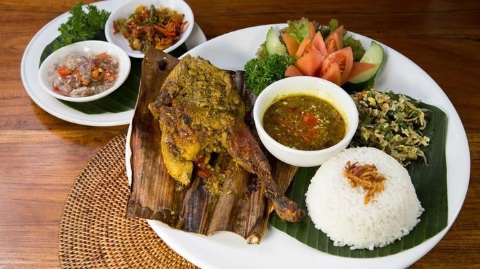 Vịt nướng Bebek Betutu Bali