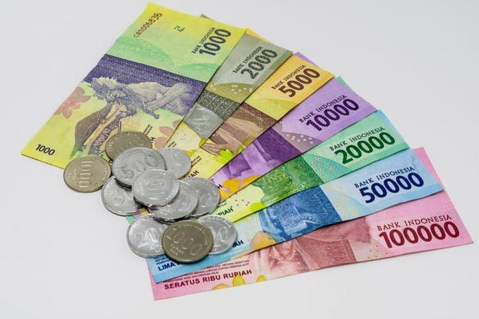 Đơn vị tiền tệ Indonesia là Rupiah (IDR)