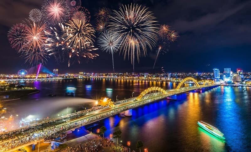 cầu rồng đà nẵng về đêm