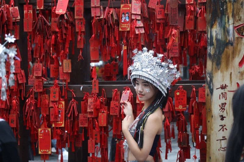 nữ nhi thành, tour ân thi trương gia giới phượng hoàng cổ trấn tết dương lịch