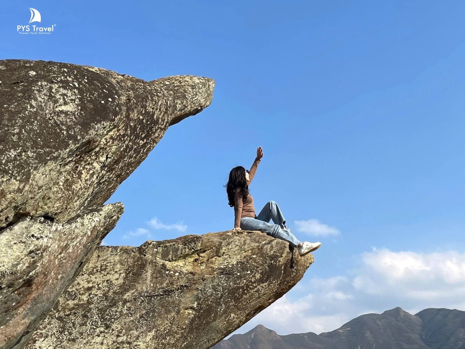 mỏm cá heo tà xùa