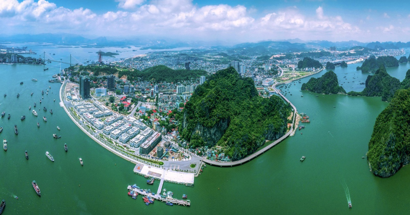 hạ long