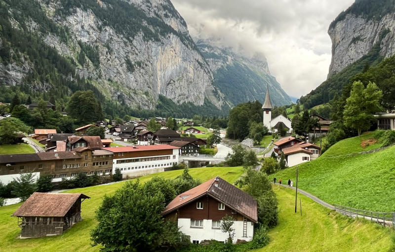Làng cổ Lauterbrunnen