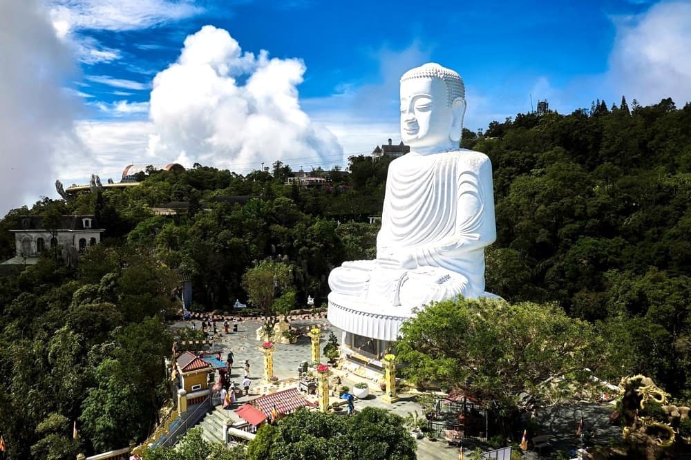 tượng thích ca mâu ni chùa linh ứng