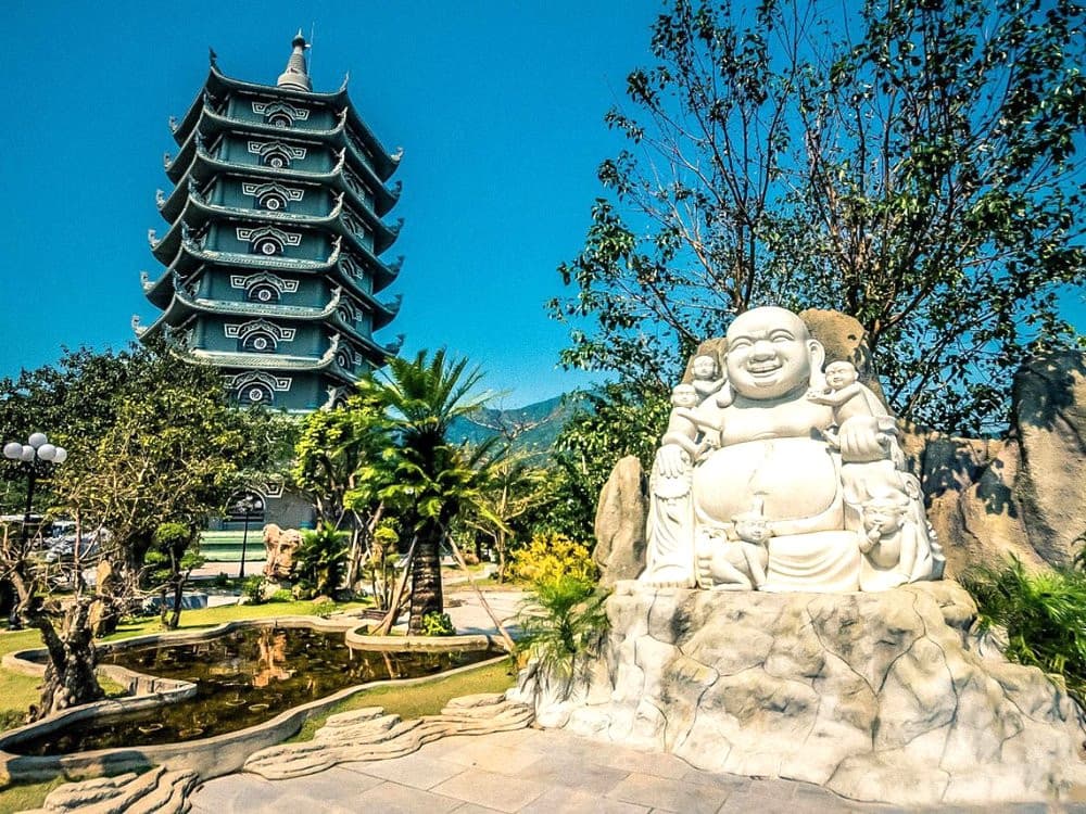 không gian tâm linh trên bà nà hills