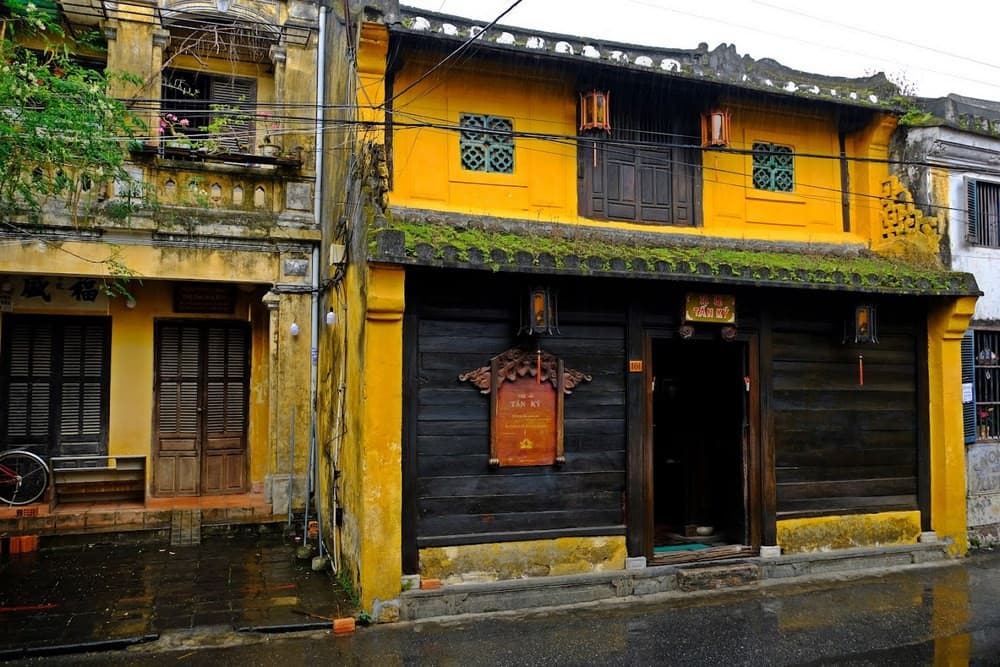 nhà cổ tấn ký