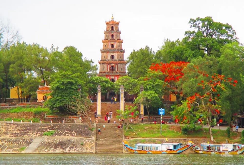 chùa thiên mụ