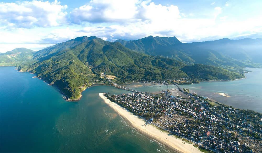 vịnh lăng cô
