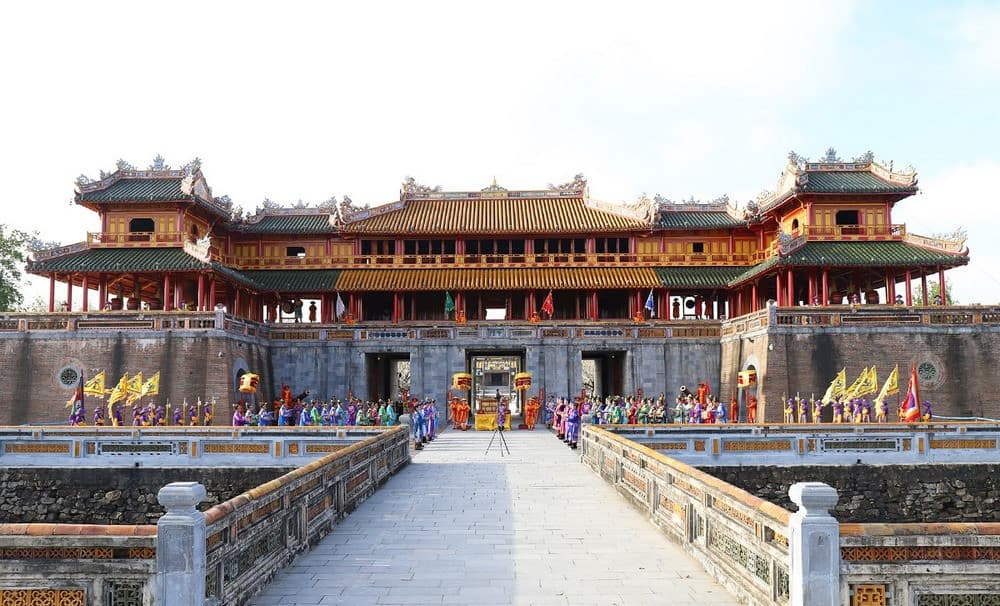 tour huế