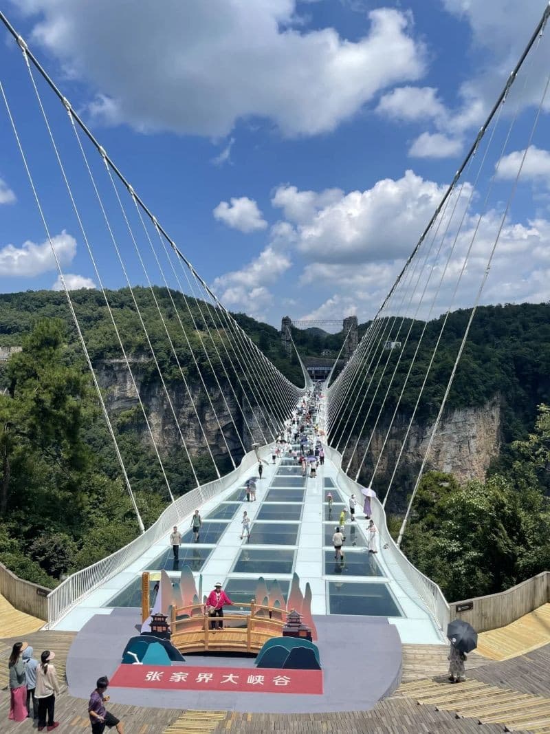 đại hiệp cốc, Tour Trung Quốc: Ân Thi - Phượng Hoàng Cổ Trấn - Miêu Trại - Trương Gia Giới 6 ngày 5 đêm