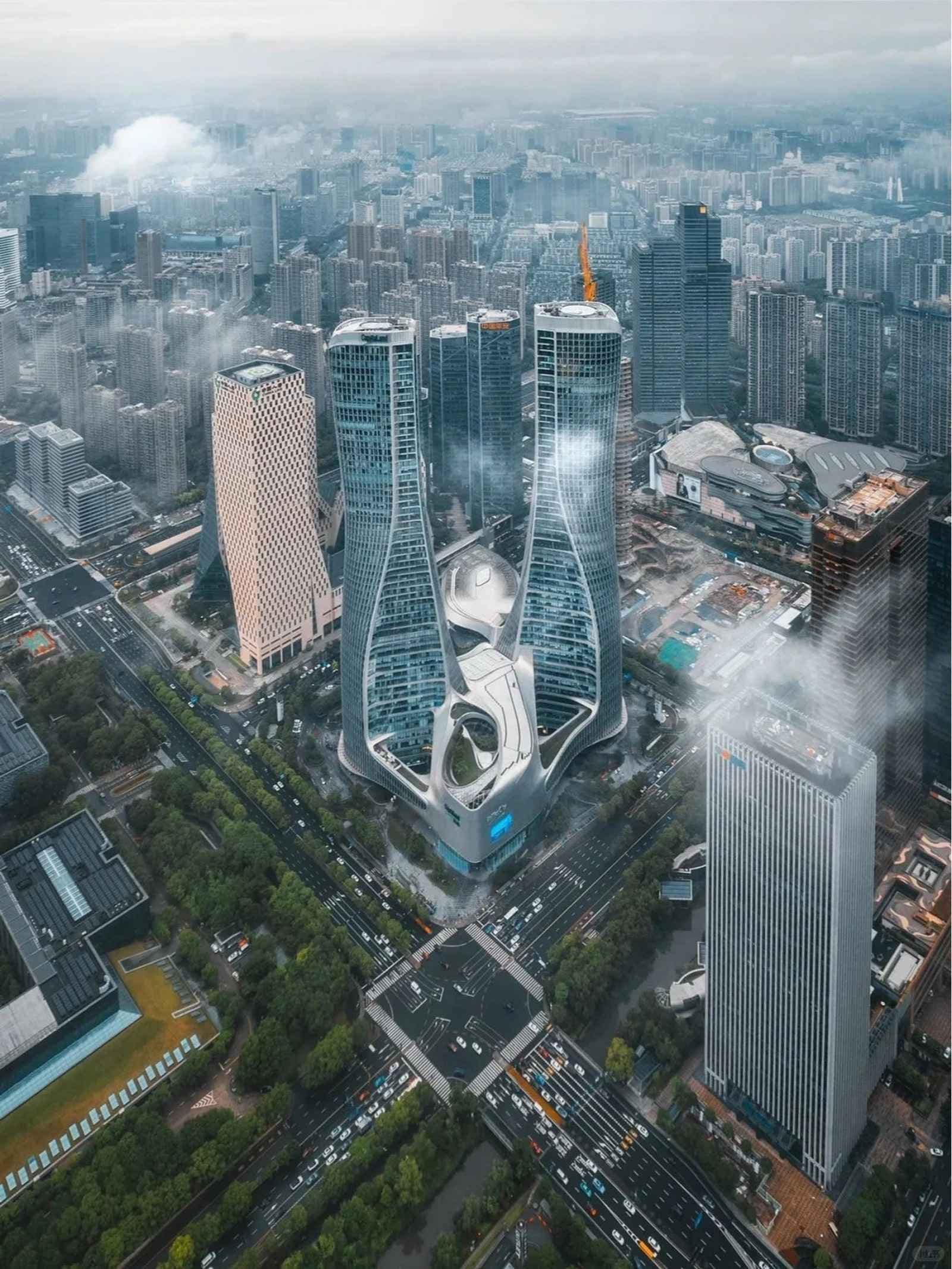 City Balcony, Tour Thượng Hải - Tây Ô Trấn - Hàng Châu 5 ngày 4 đêm