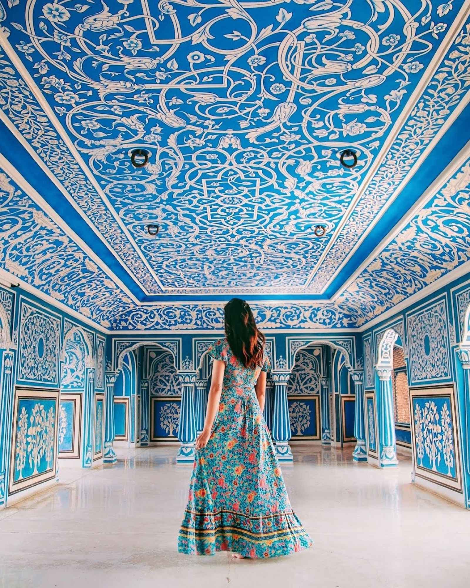 Sukh Niwas, Tour Delhi - Agra - Jaipur