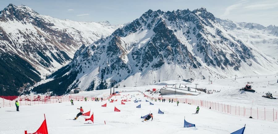 trượt tuyết Gia Cô Sơn