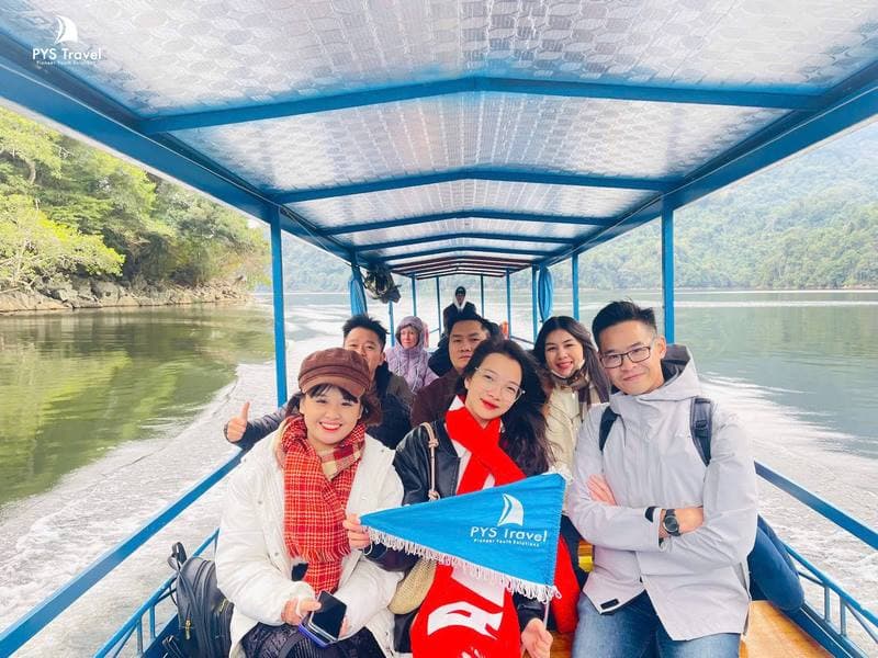 Di chuyển đến đảo Bà Góa Bắc Kạn