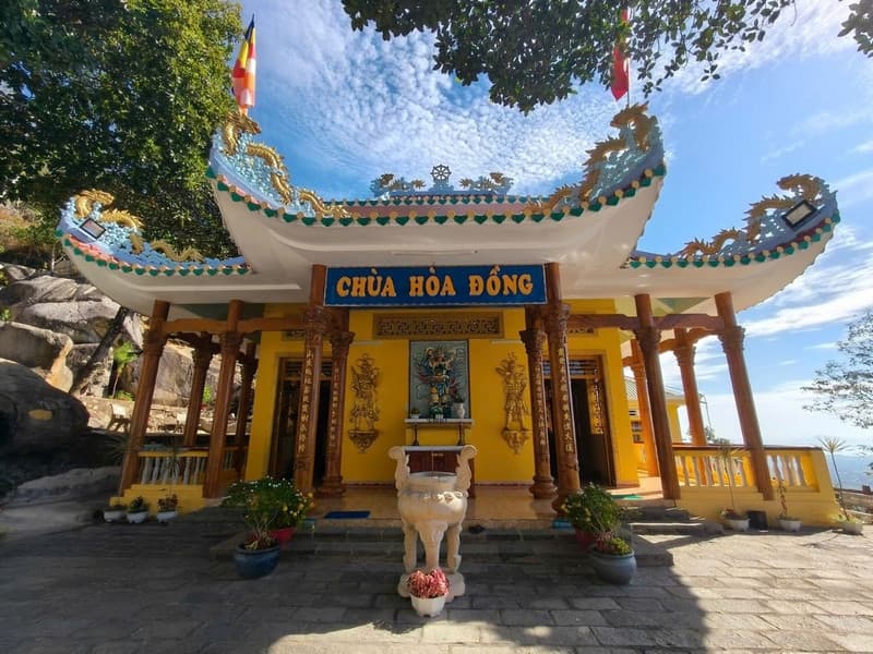 chùa hòa đồng