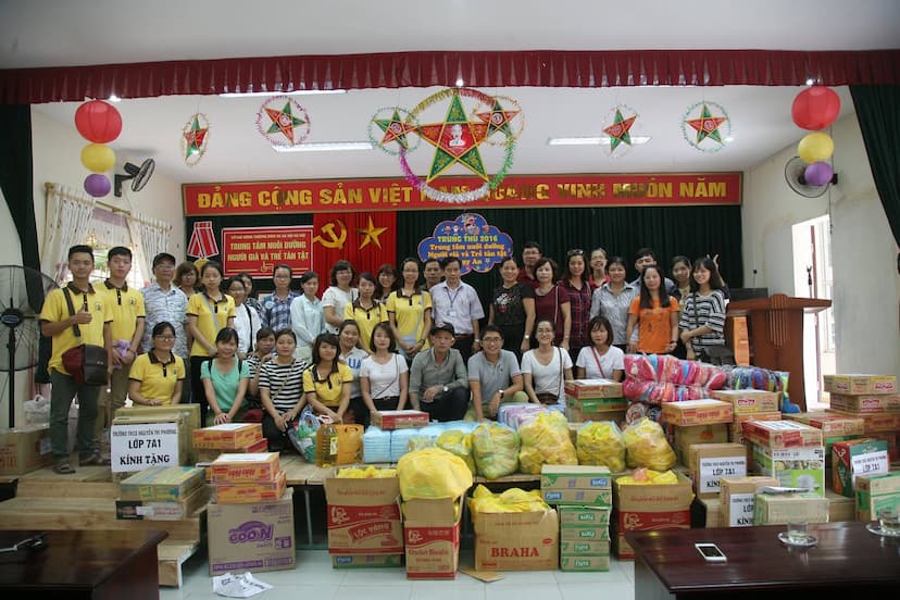 Chương trình Trung thu cho em 2016 tại Trung tâm nuôi dưỡng người già và trẻ tàn tật Thụy An, Ba Vì