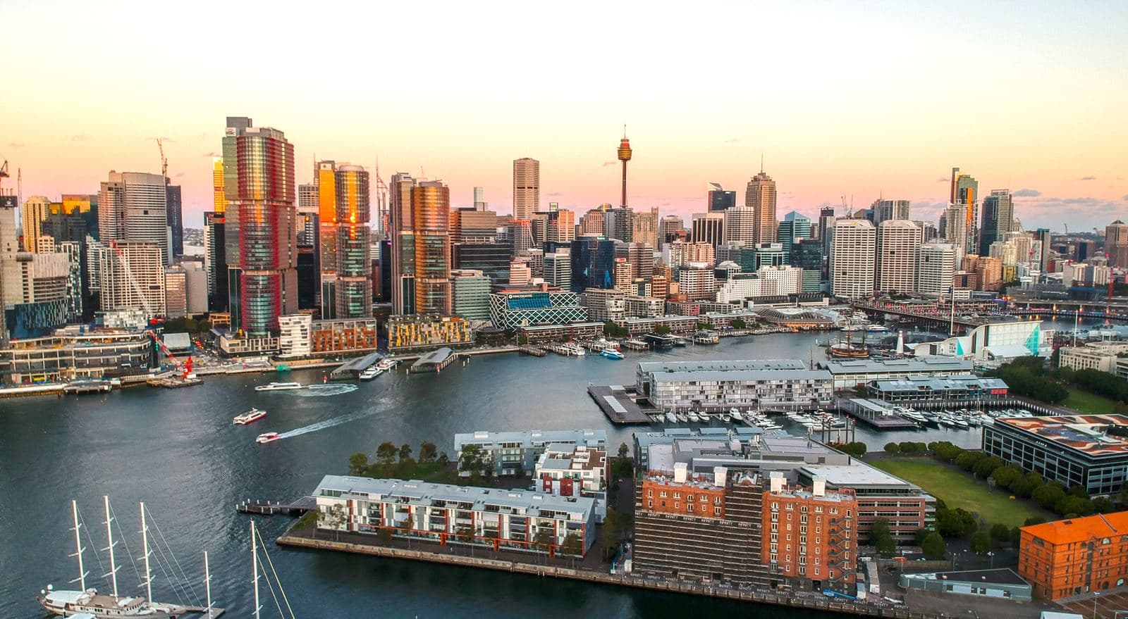 Darling Harbour tou-uc-5.jpg