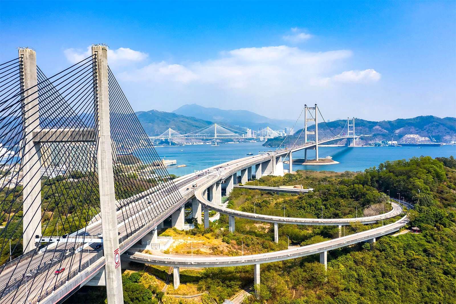 cầu treo thanh mã tou-hong-kong-3.jpg